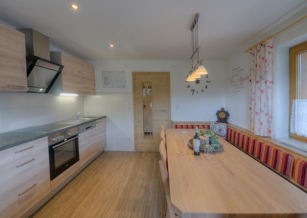 Ferienhaus Schweinberger Zell am Ziller Luaran gambar