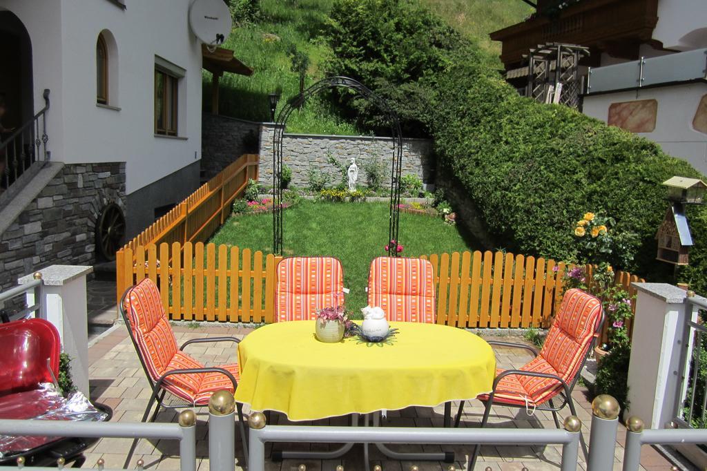 Ferienhaus Schweinberger Zell am Ziller Luaran gambar